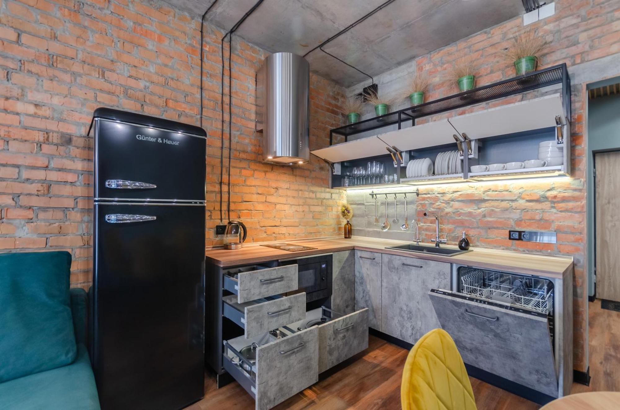 Petrovdom Apartments 3-6 In Rc Vozdvizhenka Podil, Dehtiarna,6 Kyiv Exterior photo