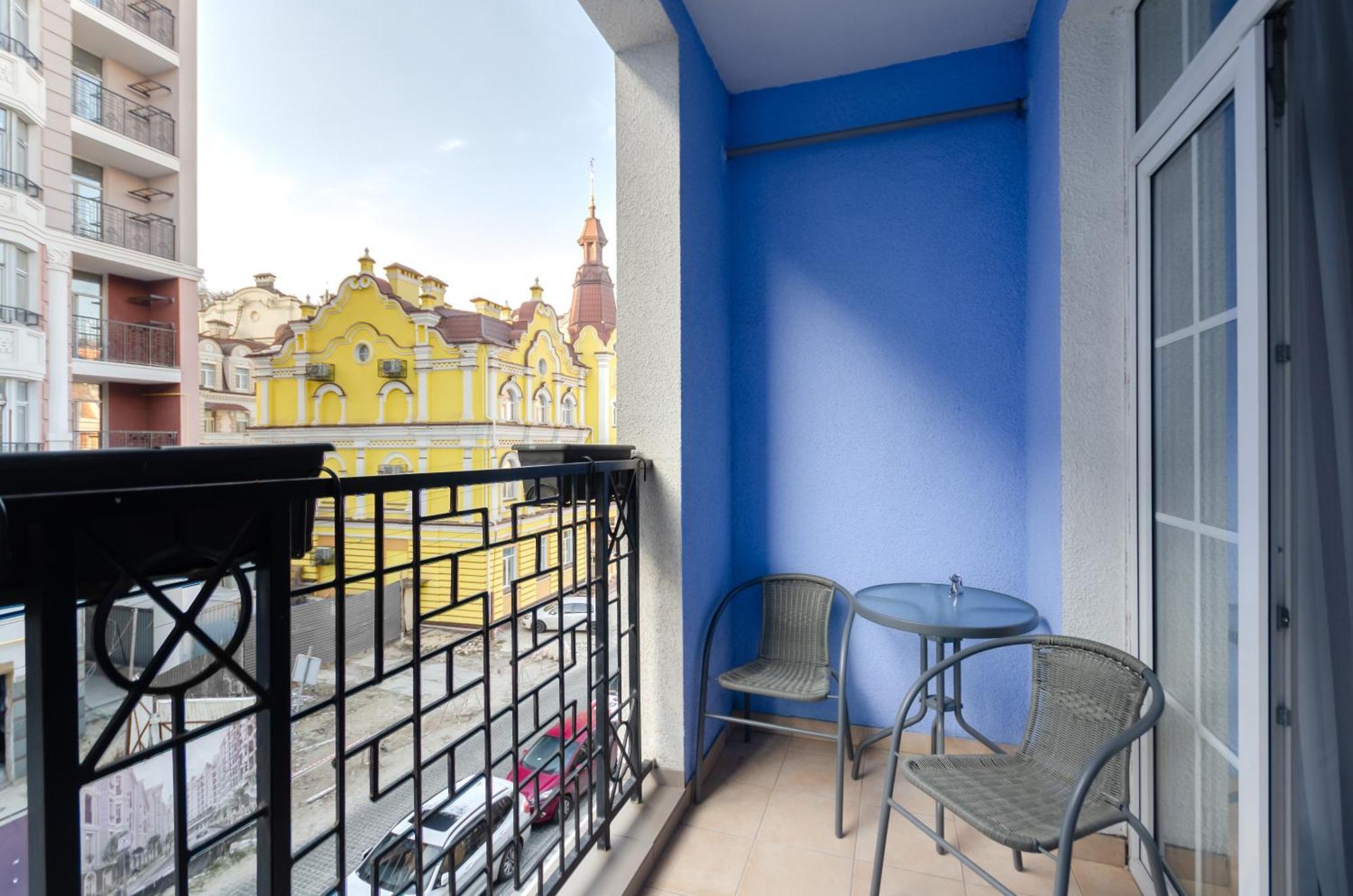 Petrovdom Apartments 3-6 In Rc Vozdvizhenka Podil, Dehtiarna,6 Kyiv Exterior photo