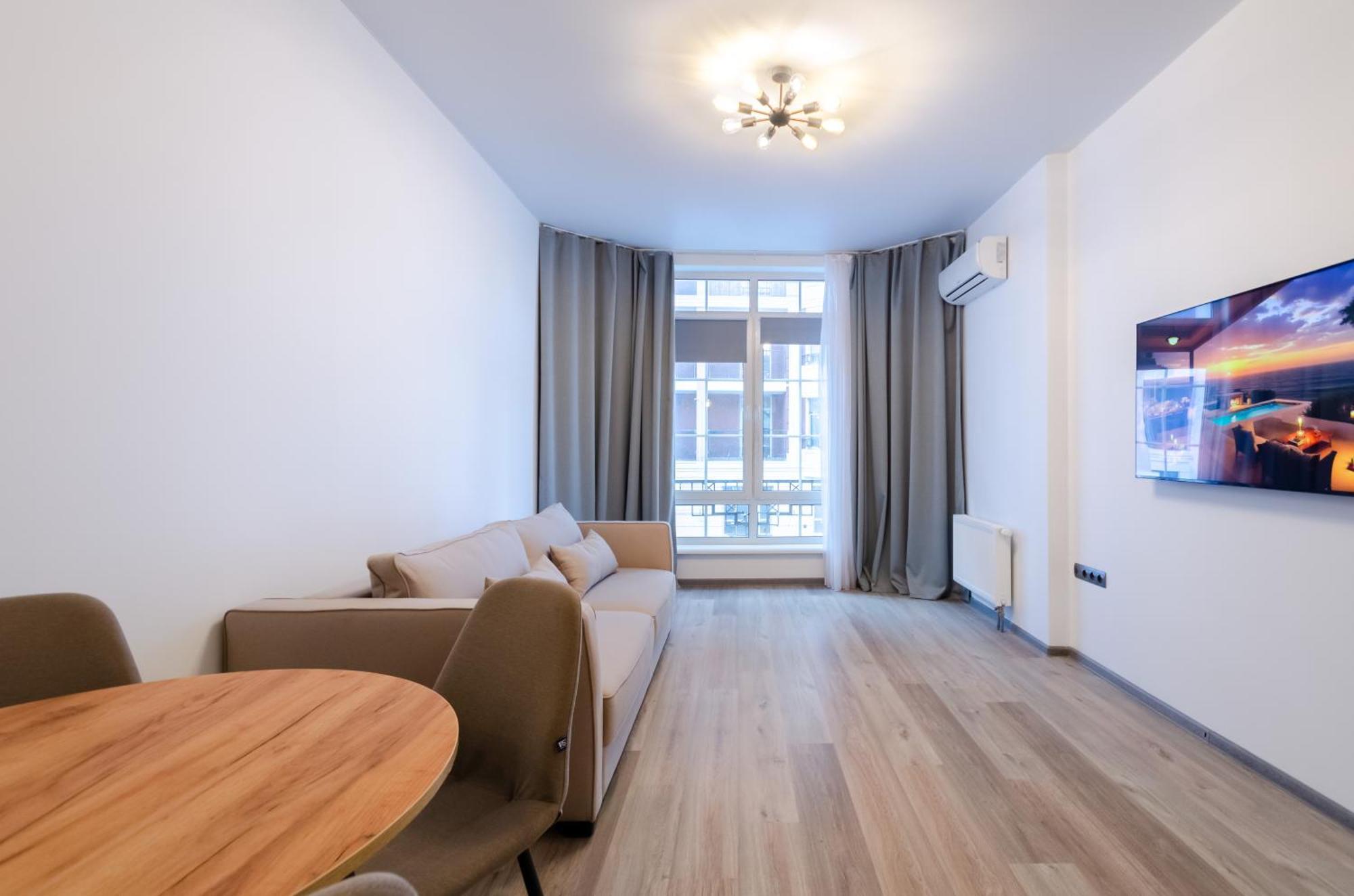 Petrovdom Apartments 3-6 In Rc Vozdvizhenka Podil, Dehtiarna,6 Kyiv Exterior photo